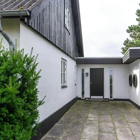 Historic Fisherman's House At Bonnerup Glesborg